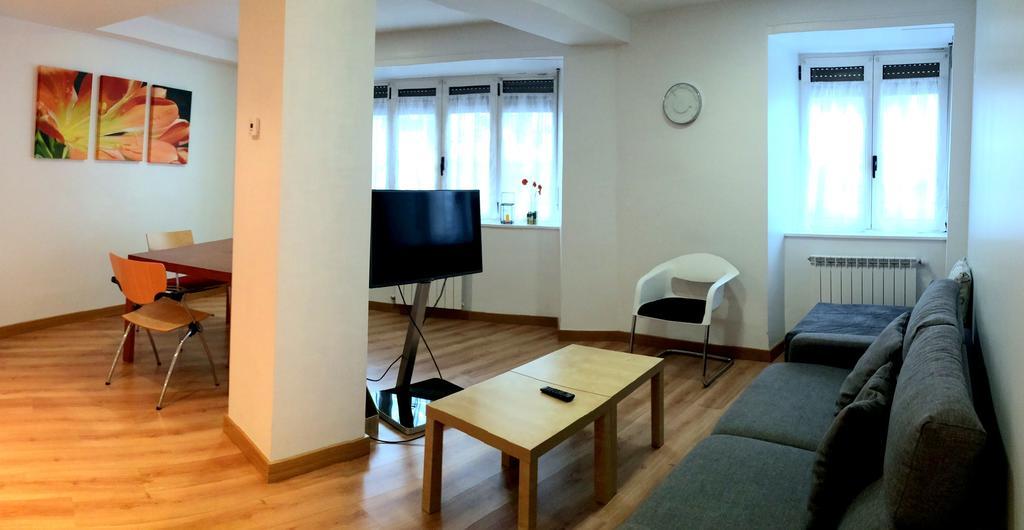 Apartamentos Grosen San Sebastián Esterno foto